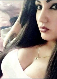 Marya - escort in Cairo Photo 4 of 4