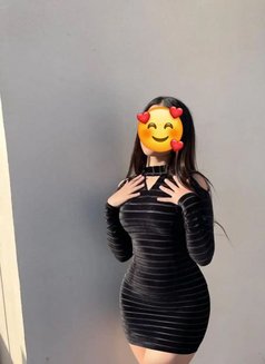 Maryam - puta in Ajmān Photo 2 of 4