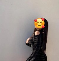 Maryam - puta in Ajmān Photo 3 of 4