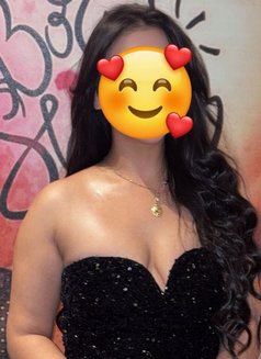 Maryam - puta in Ajmān Photo 4 of 4