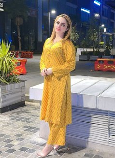 Maryam - escort in Kathmandu Photo 3 of 4