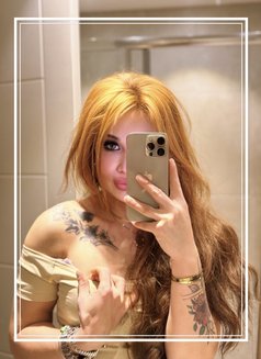 Maryam Roshen - Transsexual escort in İstanbul Photo 6 of 10