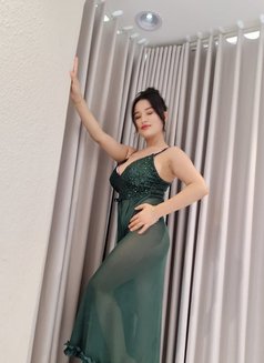 Maryam - escort in Riyadh Photo 6 of 9