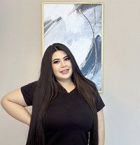 Maryam - puta in Al Manama Photo 5 of 5