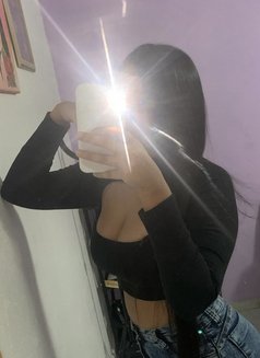 Maryam Turkish - companion in Abu Dhabi Photo 5 of 6