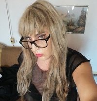 Maryella - Transsexual escort in Charleroi