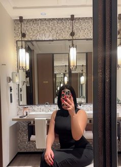 Maryem Now 20 year anal - escort in Dubai Photo 15 of 16