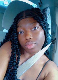 Marygolden - escort in Abu Dhabi Photo 6 of 6