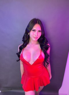 Maryse Harlow - Transsexual escort in Bangkok Photo 14 of 14