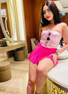 Maryse - escort in Colombo Photo 2 of 3