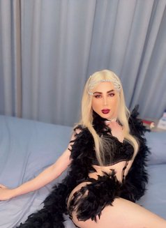 Masa - Transsexual escort in Dubai Photo 2 of 15