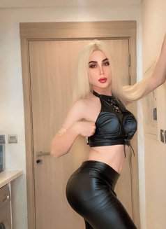 Masa - Transsexual escort in Dubai Photo 10 of 15