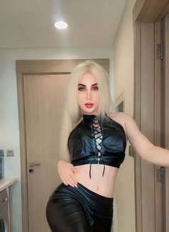 Masa - Transsexual escort in Dubai Photo 11 of 15