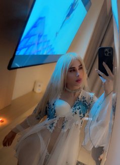 Masa - Transsexual escort in Dubai Photo 12 of 15