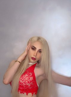 Masa - Transsexual escort in Damascus Photo 3 of 21