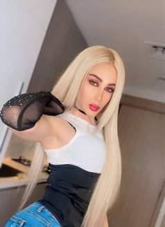 Masa - Transsexual escort in Dubai Photo 21 of 27