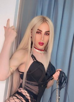 Masa - Transsexual escort in Dubai Photo 23 of 27