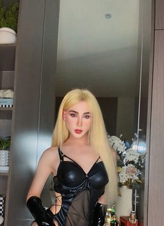 Masa - Transsexual escort in Dubai Photo 3 of 20