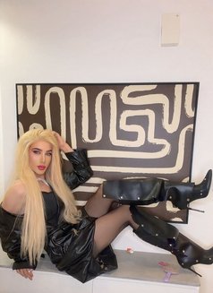 MASA , The original version - Transsexual escort in Dubai Photo 11 of 21
