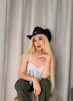 MASA , The original version - Transsexual escort in Dubai Photo 19 of 21