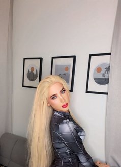 MASA , The original version - Transsexual escort in Dubai Photo 16 of 21