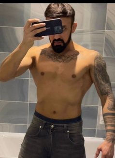 Masage Hot XXL - Acompañantes masculino in Jeddah Photo 6 of 23