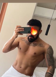 Masage Hot XXL - Acompañantes masculino in Jeddah Photo 15 of 23