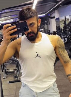 Masage Hot XXL - Acompañantes masculino in Jeddah Photo 18 of 23