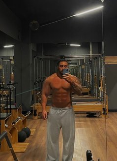 Masculin Istanbul - Male escort in İstanbul Photo 1 of 5