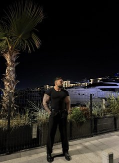 Masculin Istanbul - Male escort in İstanbul Photo 4 of 5