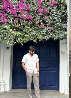 Mase - Male escort in Bangalore Photo 2 of 4