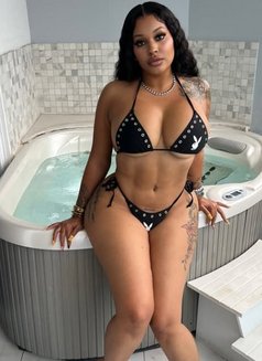 Masee, Wet Dripping Pussy Ever - escort in Ahmedabad Photo 2 of 7