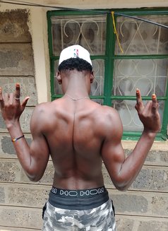 Mash - Male escort in Nairobi Photo 3 of 6