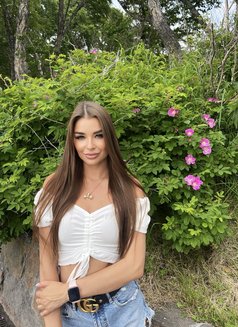 Masha - puta in Phuket Photo 6 of 6