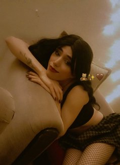 Masha - Transsexual escort in Beirut Photo 6 of 7