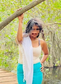 Mashi Squirting Queen / Bi Sexual - puta in Colombo Photo 9 of 10