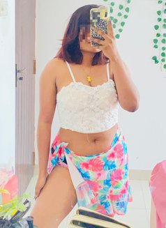 Mashi - escort in Colombo Photo 5 of 5