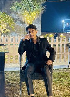 Masi Ay - Male escort in New Delhi Photo 2 of 6