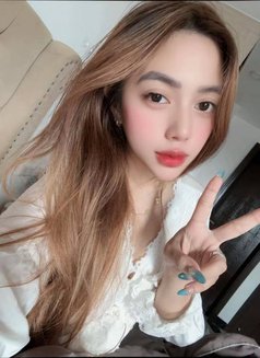 Maski Jays - Male escort in Manila Photo 6 of 12