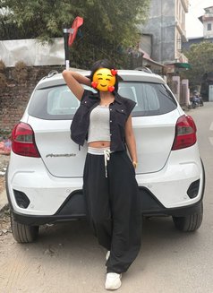 Masnu Mgr - puta in Kathmandu Photo 1 of 7