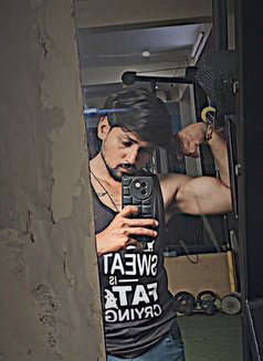 Masoom Singh - Male escort in New Delhi Photo 1 of 1