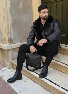 Masoud1989 - Male escort in İstanbul Photo 6 of 9