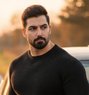 Masoudhot - Male escort in İstanbul Photo 1 of 7