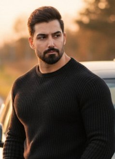 Masoudhot - Acompañantes masculino in İstanbul Photo 2 of 8