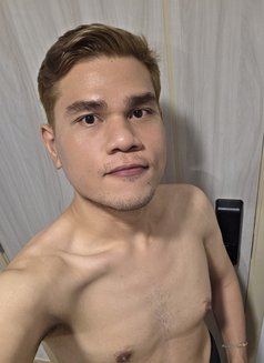 Massage and fun - Male escort in Bangkok Photo 10 of 10