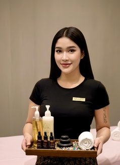 Cara massage and good service - escort in Riyadh Photo 3 of 4