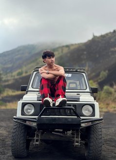 Massage Big dick hard strongg - Male adult performer in Bali Photo 3 of 6