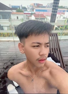 Massage Big dick hard strongg - Male adult performer in Bali Photo 6 of 8