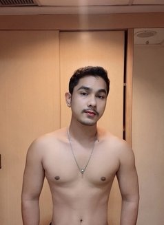 Massage Boy Happy Ending - Male escort in Jakarta Photo 1 of 9