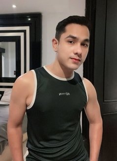 Massage Boy Happy Ending - Male escort in Jakarta Photo 4 of 9